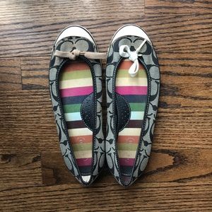 7.5 Used Coach Flats